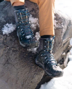 Keen Women's Revel IV High Polar Waterproof Boot | Black/North Atlantic -Keen Shoes Shop Revel1023622PDPLifestyle3