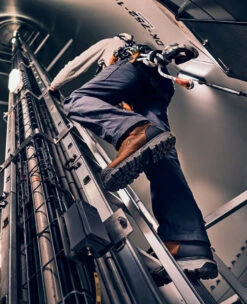 Keen Men's Camden 6" Waterproof Boot (Carbon-Fiber Toe) | Black/Black -Keen Shoes Shop SDD 1014 Camden 1027670 Left Image c9277162 a89c 4be1 a7a7 42bee3f4ff60