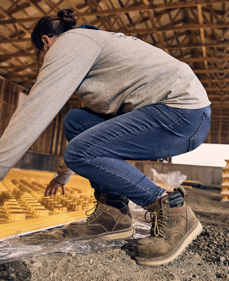 Keen Women's Cincinnati 6" Waterproof Boot (Carbon-Fiber Toe) | Belgian/Sandshell 9 Keen Women's Cincinnati 6" Waterproof Boot (Carbon-Fiber Toe) | Belgian/Sandshell - Image 7