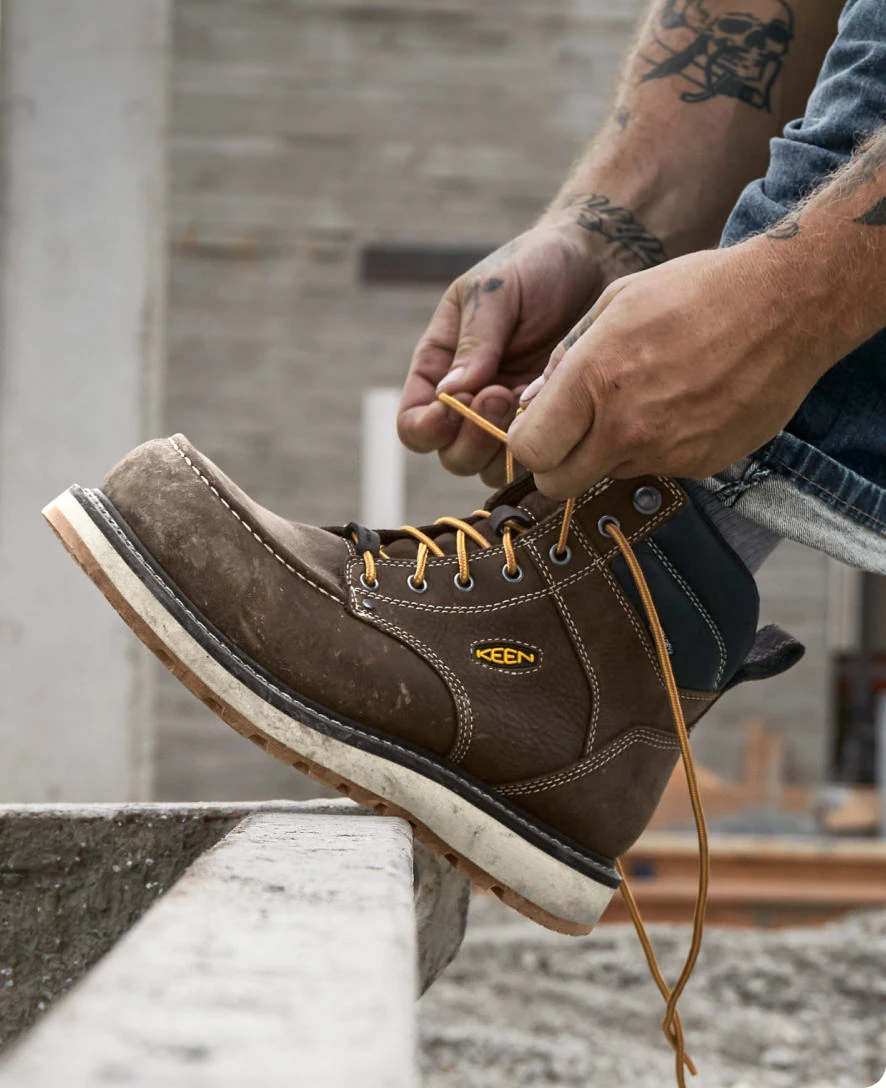 Keen Men's Cincinnati 6" Waterproof Boot (Carbon-Fiber Toe) | Dark Chocolate/Sandshell 9 Keen Men's Cincinnati 6" Waterproof Boot (Carbon-Fiber Toe) | Dark Chocolate/Sandshell - Image 7