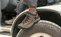 Keen Men's Targhee III Waterproof | Bungee Cord/Black -Keen Shoes Shop TargheeIIILowPDPLifestyle1Mens 9f370cba 4185 4398 87dd 44b004bc7c49