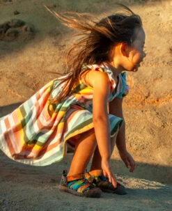 Keen Toddlers' Newport H2 | Rainbow Tie Dye -Keen Shoes Shop TotsNewportH2LifestyleSingleRight d2c27f86 5567 4bab 9bf6 b170a545b50d