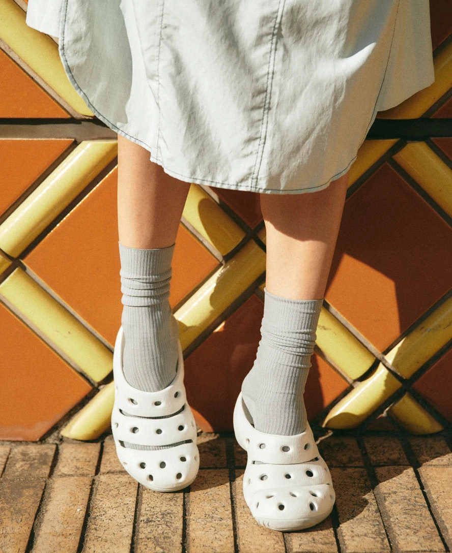 Keen Women's Yogui Clog | Safari/Silver Birch 9 Keen Women's Yogui Clog | Safari/Silver Birch - Image 7